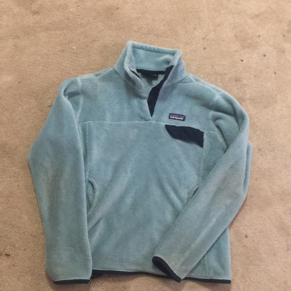 blue patagonia fleece